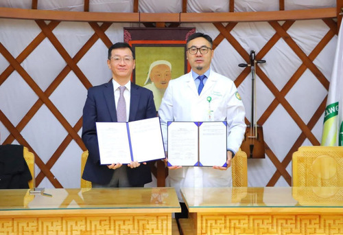 ГССҮТ, БНСУ-ЫН “DONG-A” ИХ СУРГУУЛИЙН ЭМНЭЛЭГТЭЙ ХАМТЫН АЖИЛЛАГААНЫ ГЭРЭЭ БАЙГУУЛЛАА